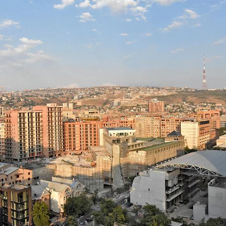 Rent Inn Yerevan On Buzand Street エクステリア 写真