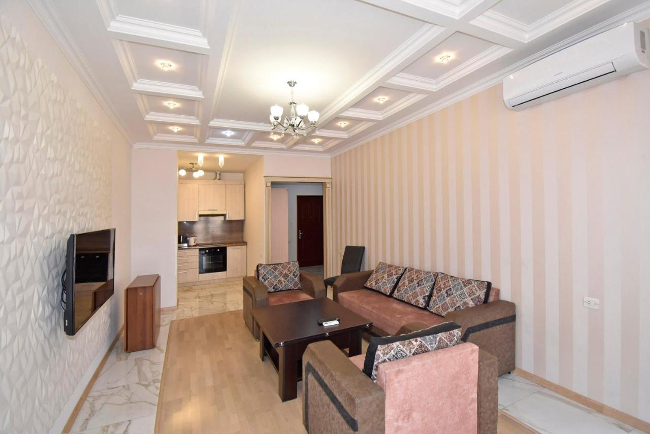 Rent Inn Yerevan On Buzand Street エクステリア 写真