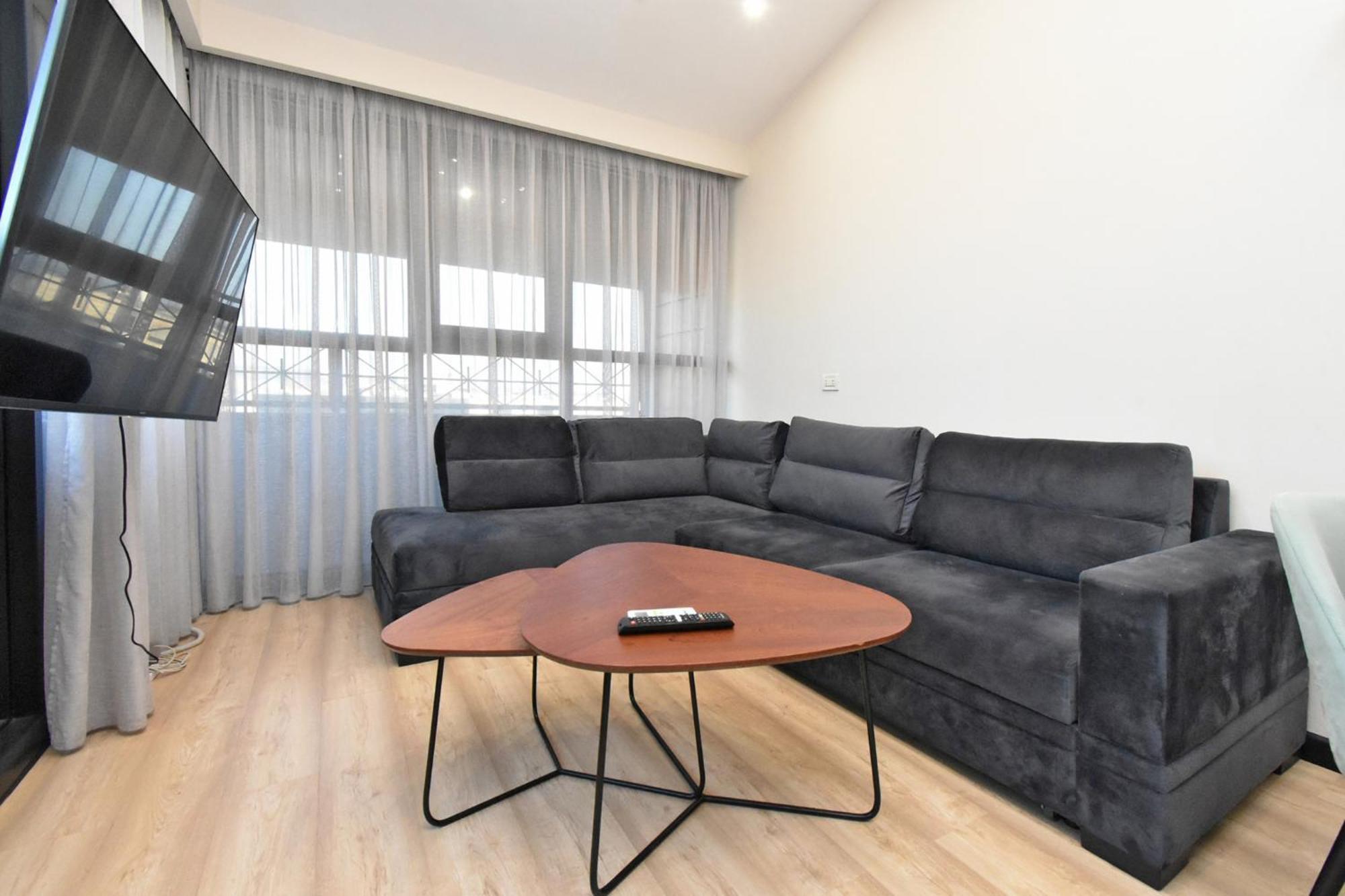 Rent Inn Yerevan On Buzand Street エクステリア 写真
