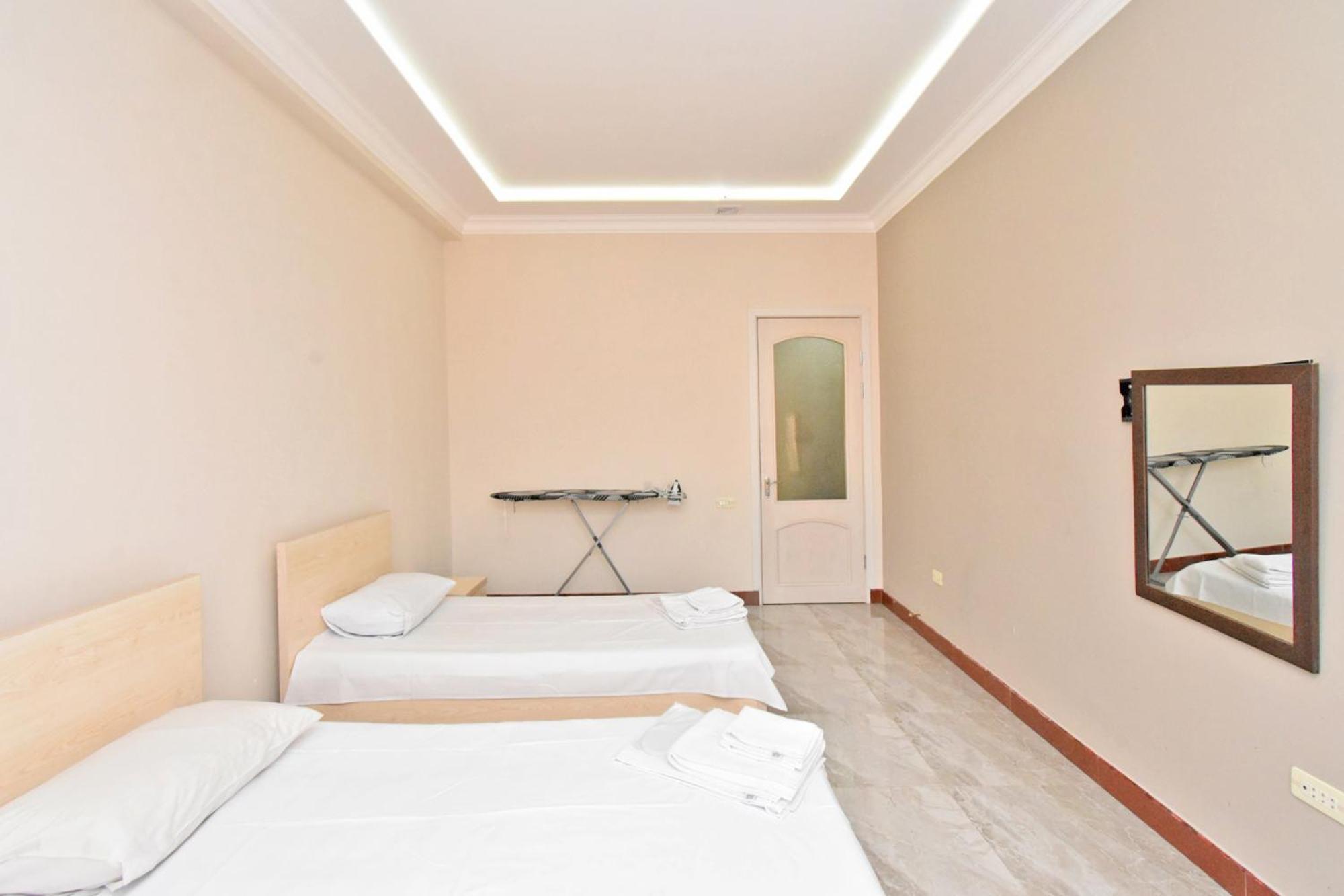Rent Inn Yerevan On Buzand Street エクステリア 写真